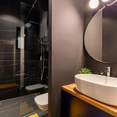 Glam Apartment *
