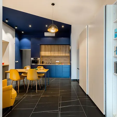 Glam Apartment *